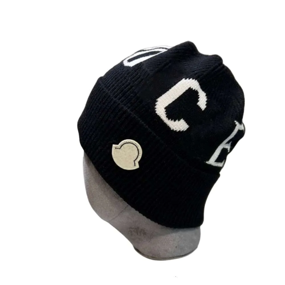 Chapéu de designer de luxo de alta qualidade boné de luxo designer beanie crânio boné unisex carta alta estiramento carta impressão casual ao ar livre com capuz malha quente moda beanie chapéu agradável