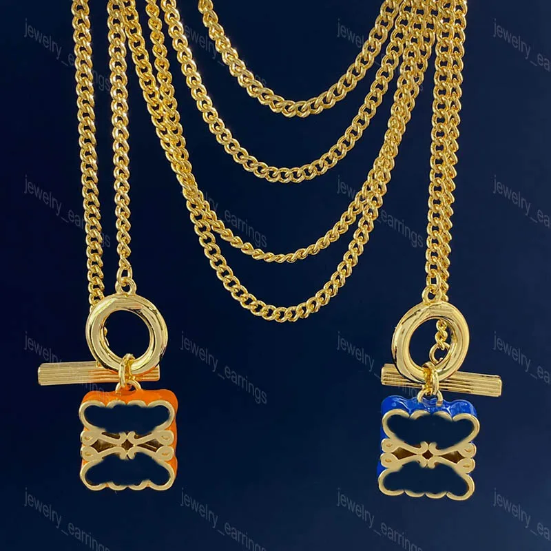 Designer halsband smycken guld chian anagram hänge halsband mens anagram lyx metall orange grönt ot spänne med låda storlek 48 cm kedjor för män 2023