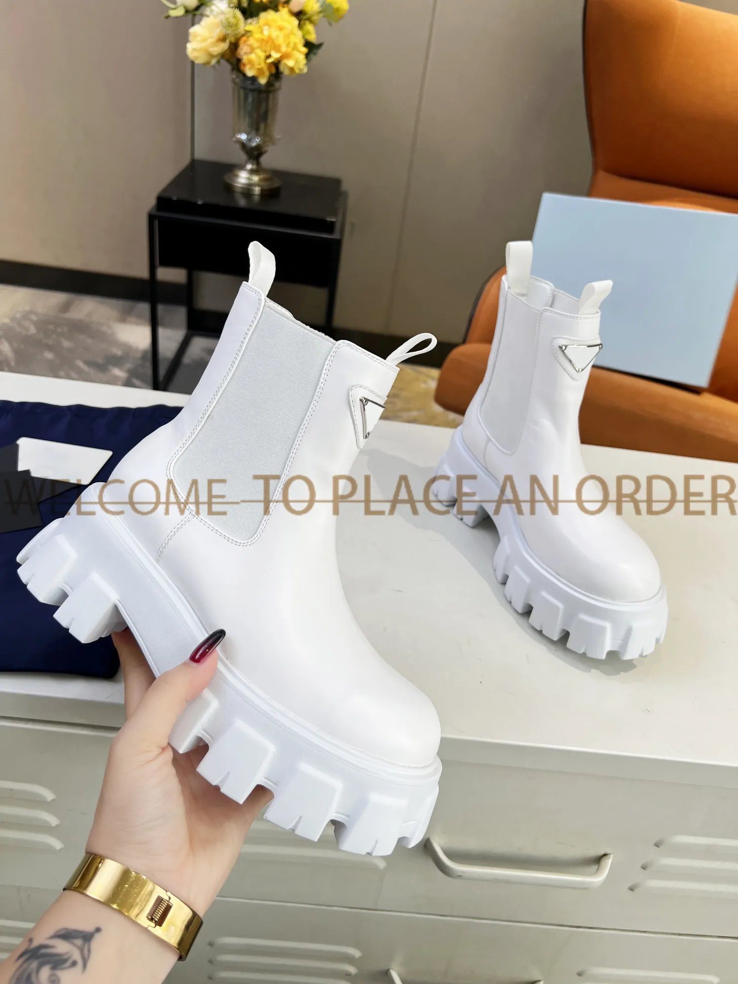 Designer Boots Booties Luxury Triangle Brand Women`s Martin High Leather Winter Snow Boots Oxford Sole Ankle Shoes Black White Boots Size 35-41