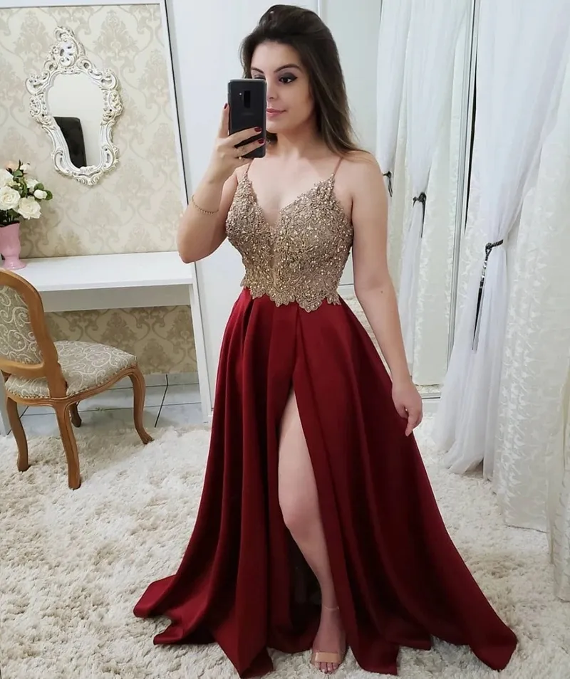 Burgundy balo elbiseleri 2023 spagetti kayışları kırmızı zarif kadınlar resmi parti saten seksi bölünmüş vestidos yaz boncuk seksi siyah gece elbise