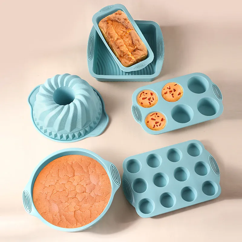 5PCS Bake Like a Pro with Our Food Grade Silicone Baking Tool Set