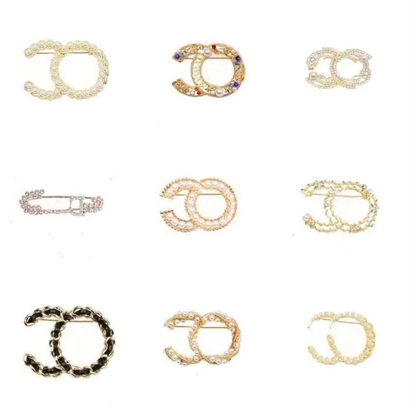 15Color 18k Gold Plated Brand Designer Letters Brosches Women Crystal Rhinestone Pearl Suits Dress Pin smyckekläder Dekoration282v