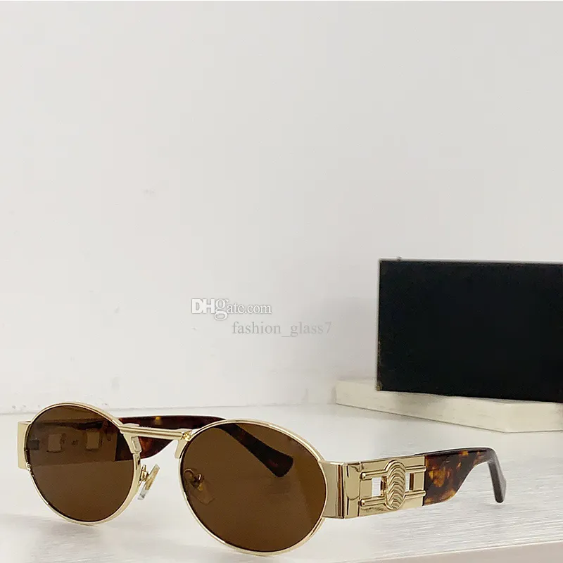 Gafas de sol de diseño de lujo para mujer, gafas para hombre, las mismas gafas de sol, foto de calle de playa, pequeñas gafas de sol de metal con montura completa y caja de regalo VE2264