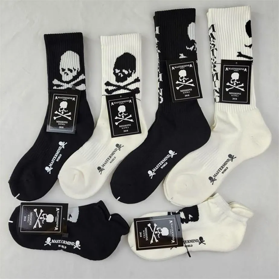 Chaussettes pour hommes vendues par lot de 4 paires - Japon MMJ Cotton MASTERMIND Noir et blanc Serviette de sport pour femmes WZ22307w