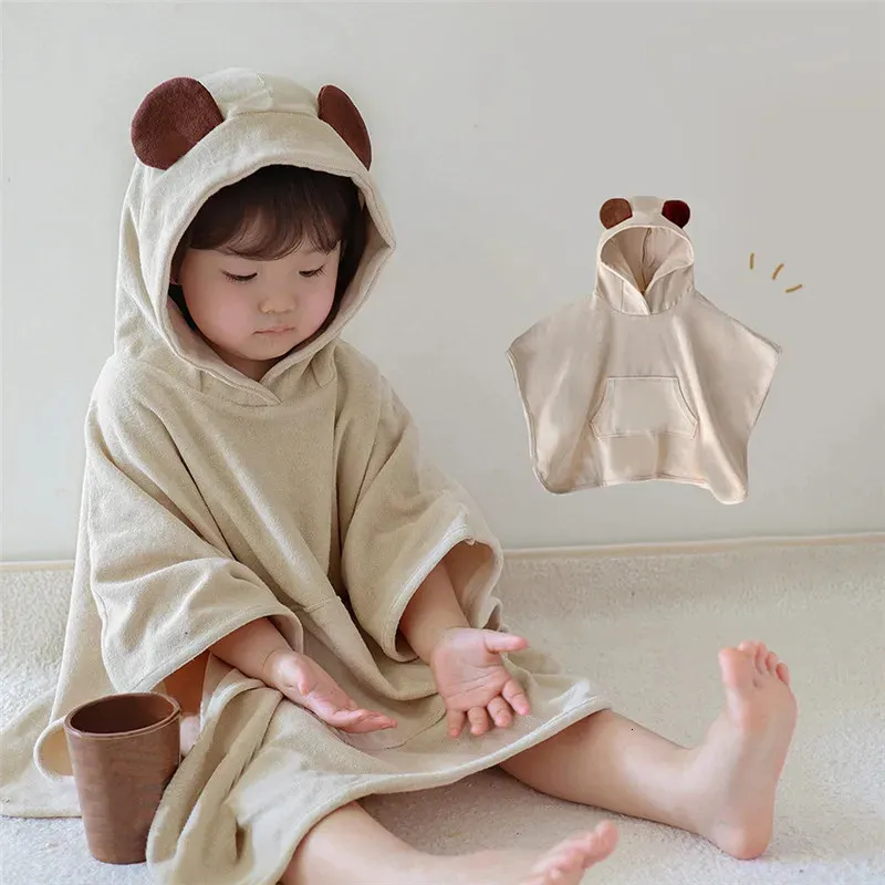 Pyjamas Ins coréen bébé mignon coton à capuche serviettes de bain enfants cape peignoir couverture enveloppante douce pour les nourrissons nés garçons filles pyjamas 231006