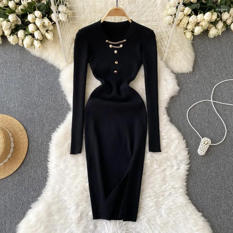 Casual Dresses Women Black Sticke Bodycon Dress Korean Fashion Chain V Neck Long Sleeve Slim Stretch Autumn Wint Pullover Tröja