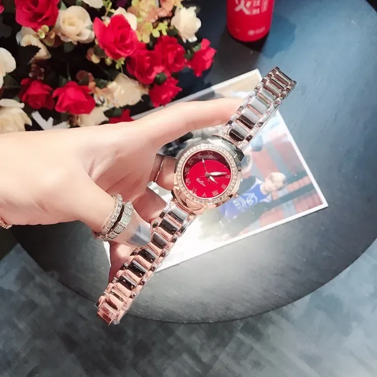 2023 New Rose Gold Three Needle Series Luxury Mens Watches Roman Siffer Dial Quartz Watch Designer Armswatches Top Brand Fashion Steel Belt