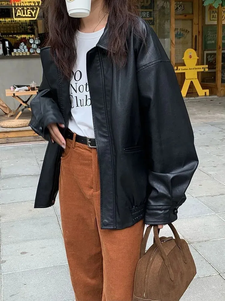 Женская кожаная искусственная женская винтажная куртка из искусственной кожи High Street Techwear пальто большого размера в стиле панк в стиле панк, повседневная укороченная верхняя одежда 231011