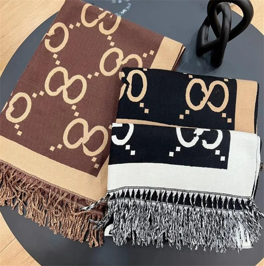 2024 Nuova tendenza GGS GGS All-matching Scarf Explosion Chanelity Scarpes Cashmere Shawl Scialgola addensata dimensione ispessita 200 volte 70 cm Colori