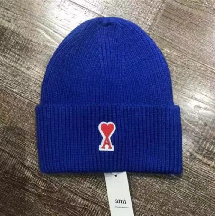 Cappello caldo di lusso in cashmere ami per donna firmato Beanie Cap Cappello freddo lavorato a maglia con etichetta da sci all'aperto da uomo