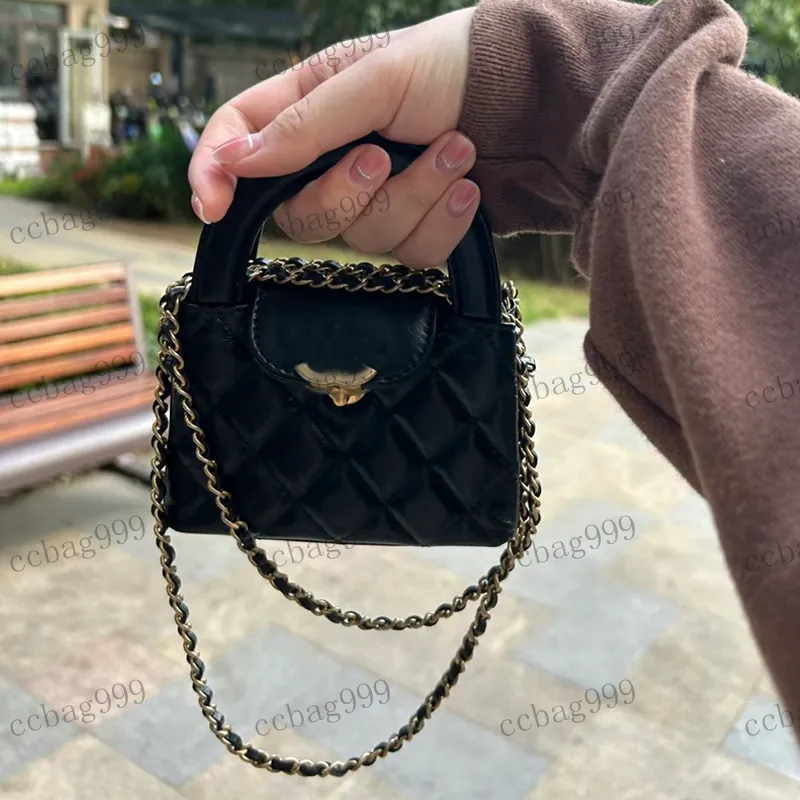 23k Fashion Women Mini 19cm Shoulder Bag Leather Diamond Gold Hardware Metal Buckle Luxury Top Handle Handbag Matelasse Chain Crossbody Bag Mobile Phone Bag Sacoche