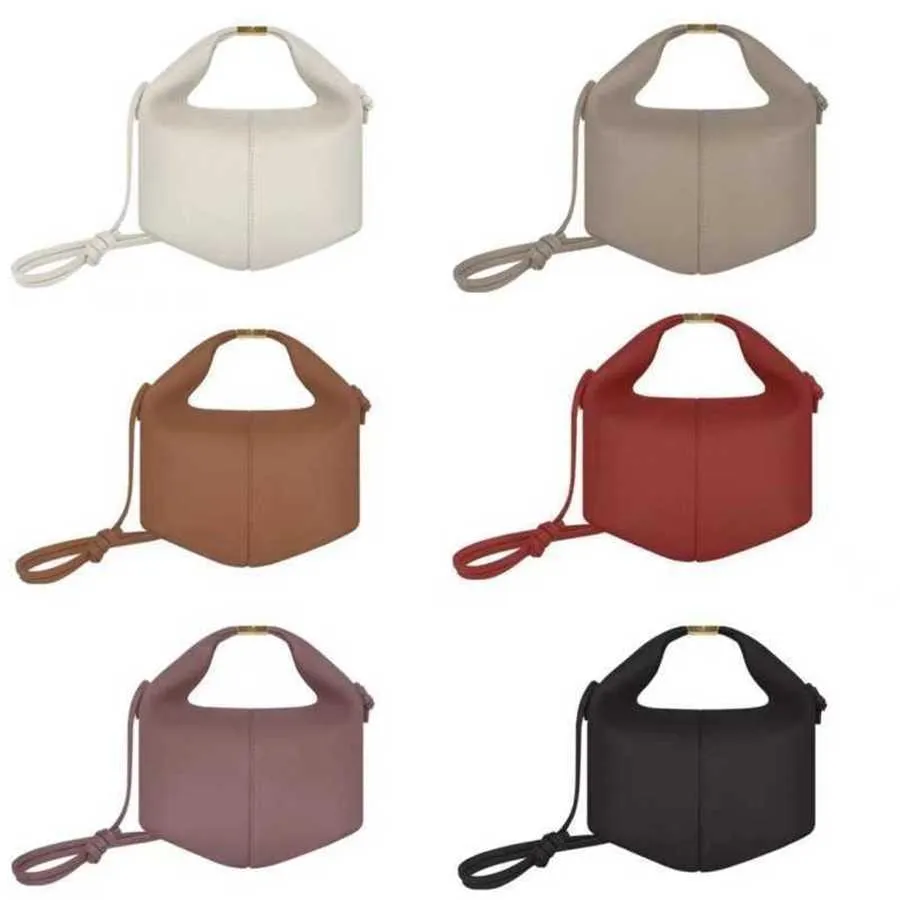 Pole Bento Bag Fashion Designer Bag läder axel crossbody väskor lunchlåda för kvinnor dumplings 230915