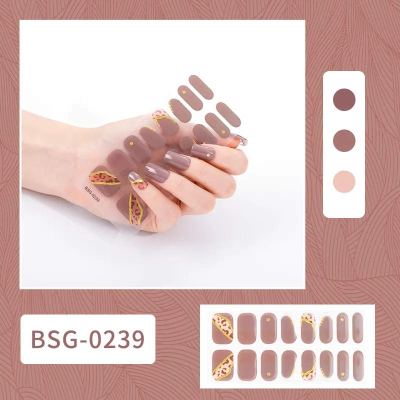 Les bandes de gel semi-durci fonctionnent avec toutes les lampes à ongles, de qualité salon, durables, faciles à appliquer ou à enlever – Comprend une lime à ongles et un bâton en bois –