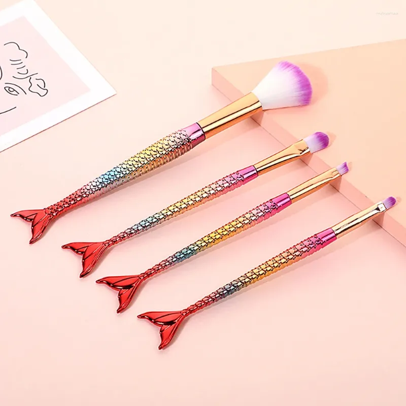 Makeup Brushes 4PCS/Set Mermaid Handle Brush Set Glitter Shinny Crystal Foundation Eyeshadow Cosmetic Beauty Complete Kit