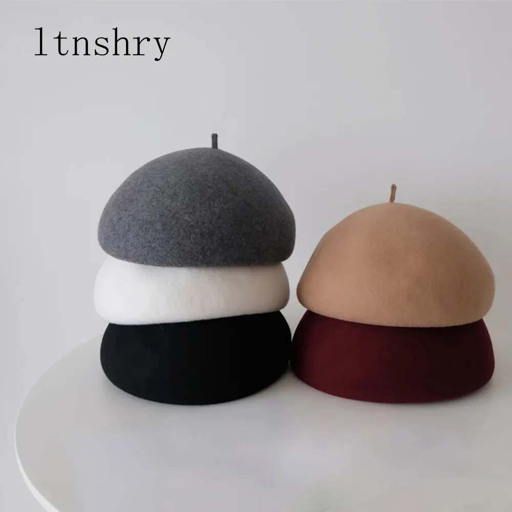 Berets Lady spring Winter Wool Berets Hat Painter style hat Women Vintage Berets Solid Color Caps Female Bonnet Warm Walking Cap 231012