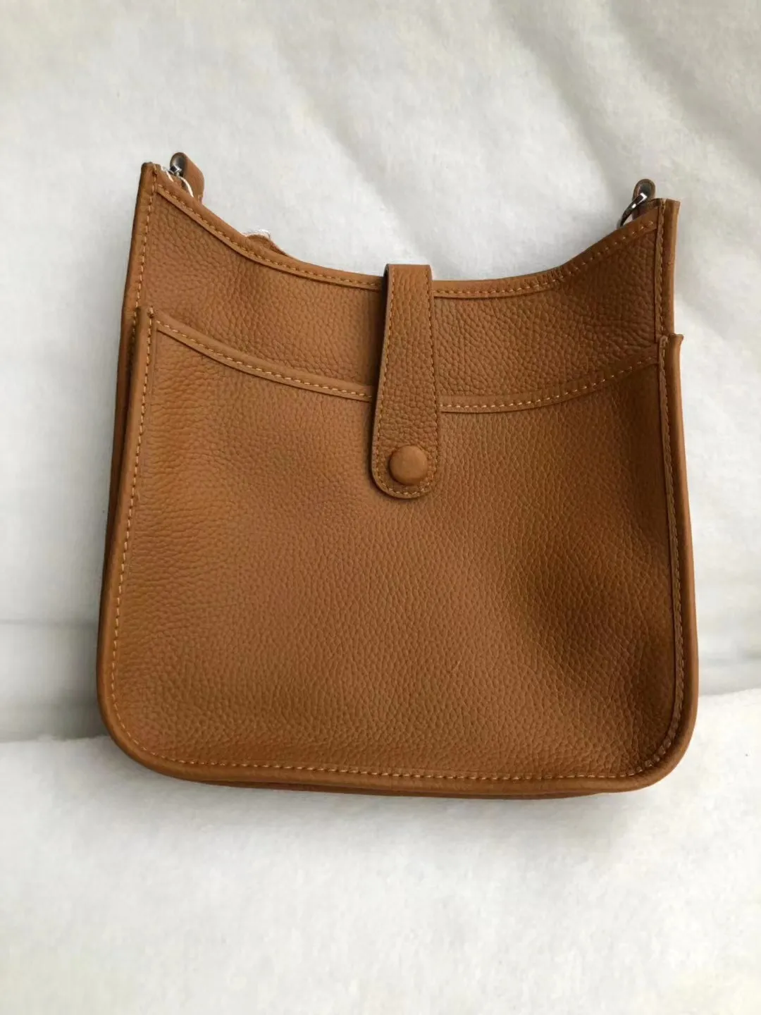 Damen-Designertasche, Designer-Umhängetasche, hochwertige Designer-Tasche, perforiertes echtes Leder, schlichte Umhängetasche, Damen-Umhängetasche, Handtasche mit langem Riemen