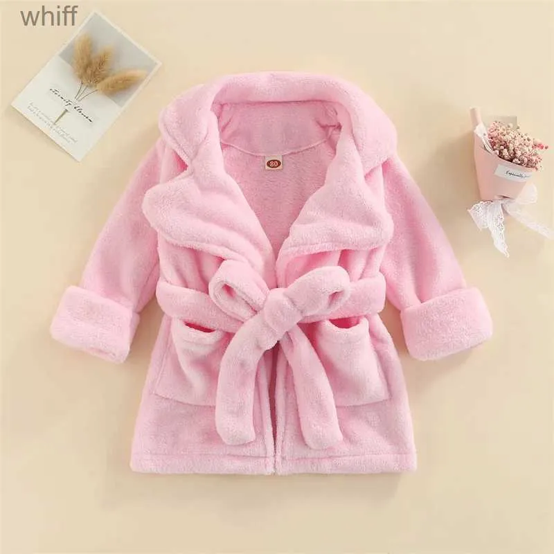 Toalhas Robes 0-6Y Baby Plush Robe Pijamas Meninos Meninas Outono Inverno Roupas Manga Longa Com Cinto Roupão Criança Crianças PijamasL231124