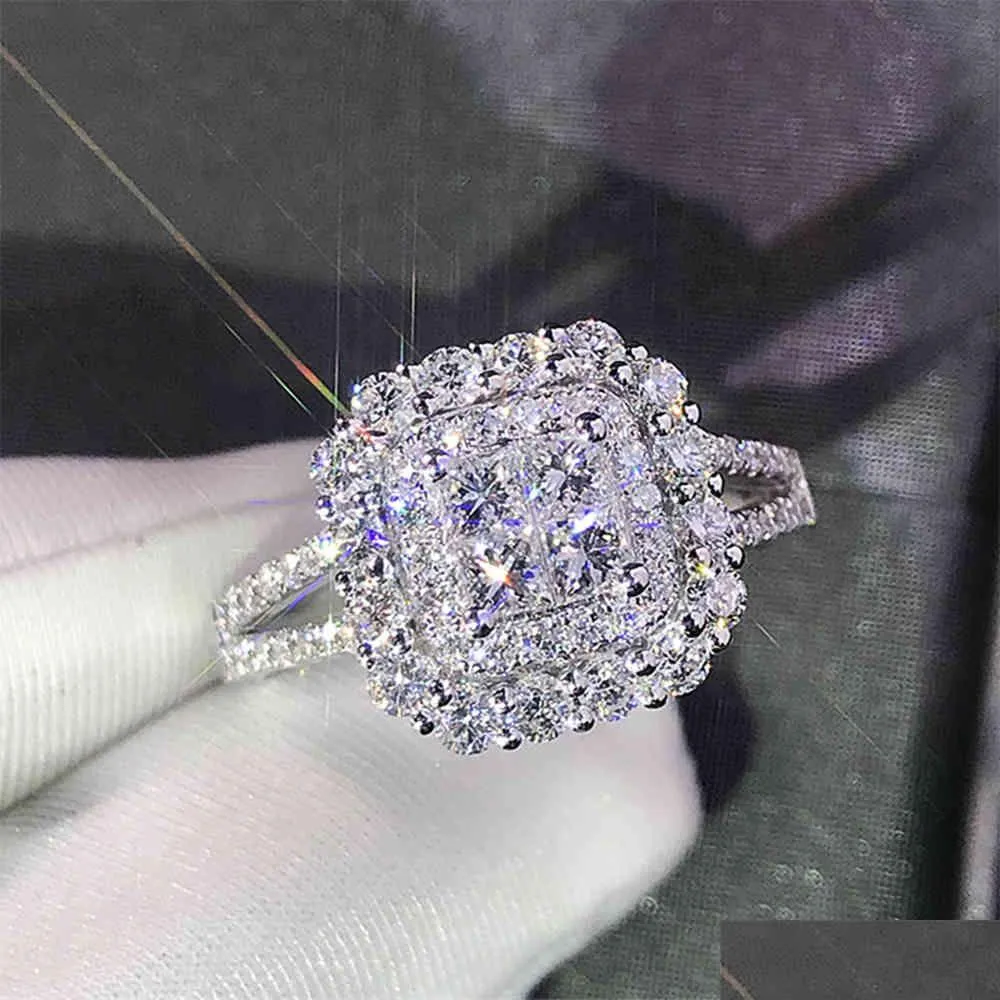 Magnifique forme carrée femmes anneau FL Bling glacé Micro Pave cristal Zircon éblouissant mariage de mariée s'engager Dhgarden Otgeb