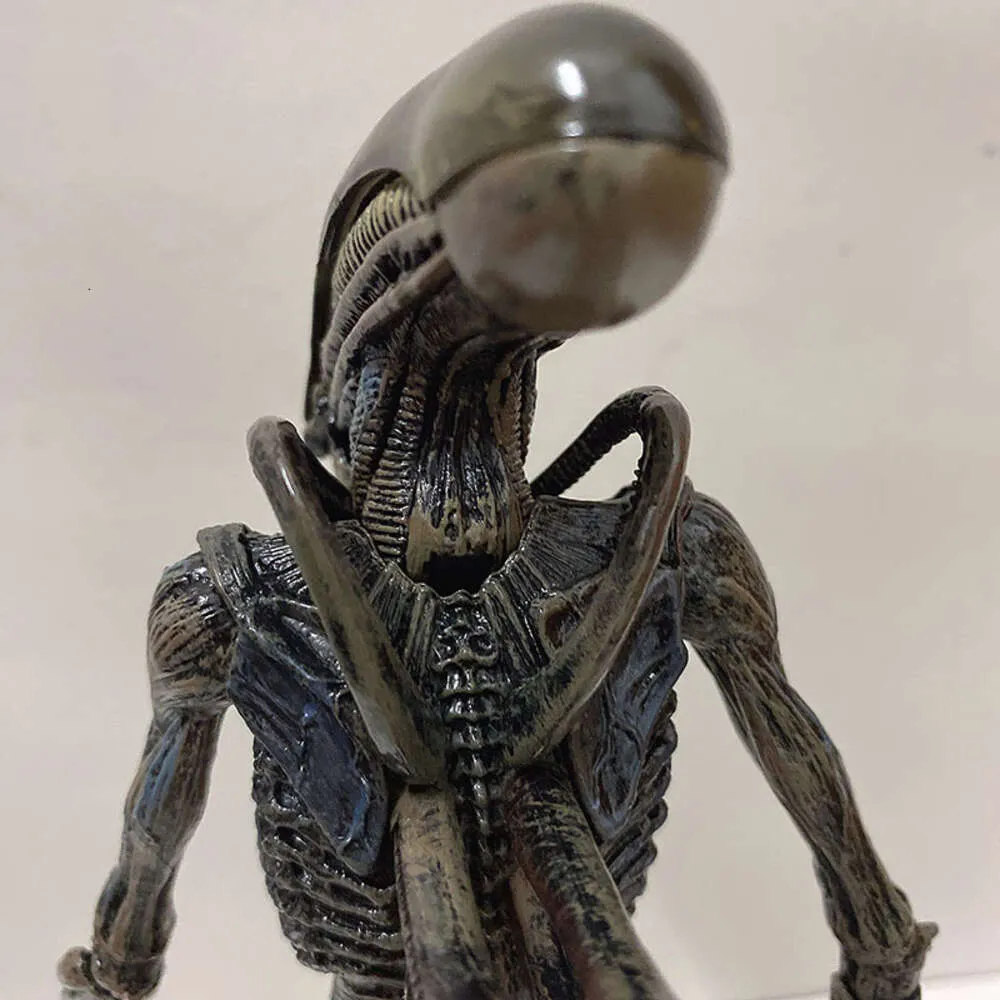 Alien vs Predator Action Figures - Collectible Xenomorph & Neomorph ...