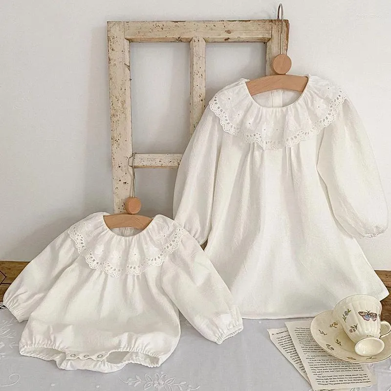 Abiti da ragazza Elegante principessa Ragazze Pagliaccetto di pizzo Primavera Autunno Ruffles Colore Neonato Tuta per bambini Abbigliamento intero