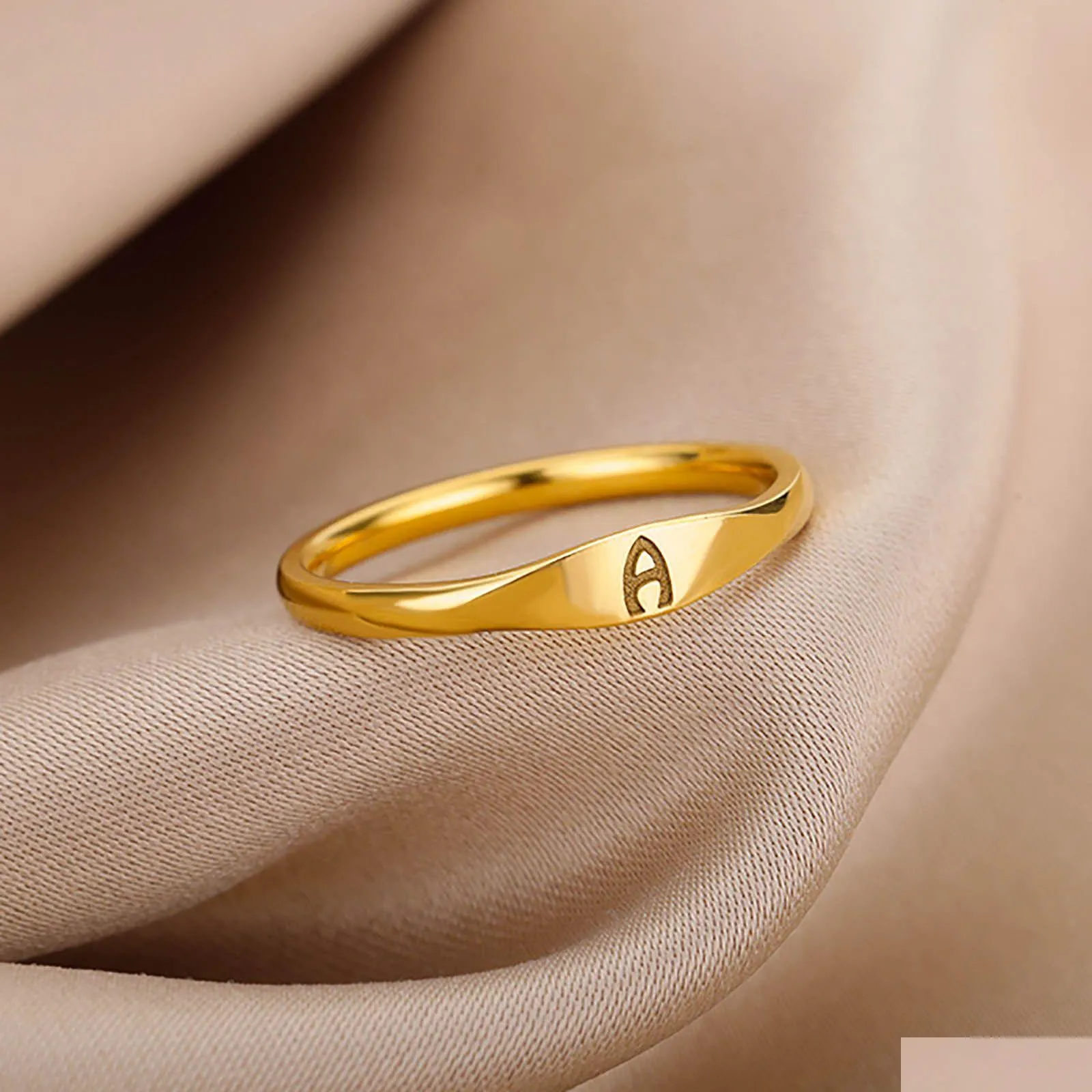 Anillos con letras iniciales pequeñas de oro para mujer, anillo de acero inoxidable con dedo A-Z, joyería de boda estética, regalo, Bijoux Dhgarden Ot4Q0