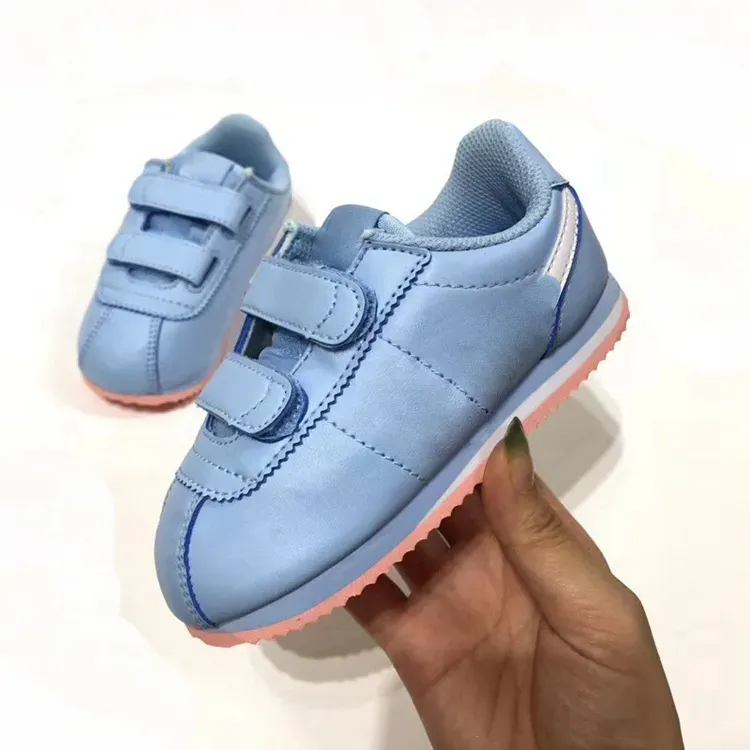 Do cortez run discount small