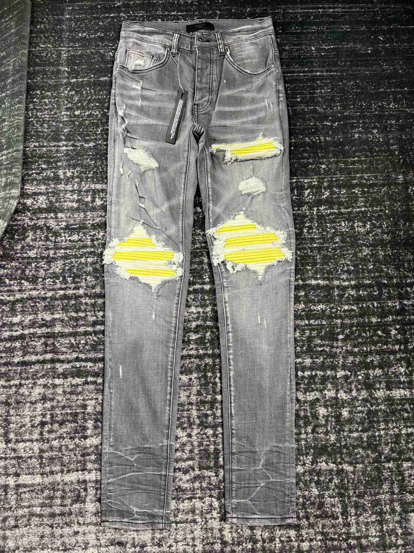 Casual magro homens designers jean calças estiramento destruir a colcha rasgado joelho reto amarelo couro retro hip hop rua calça