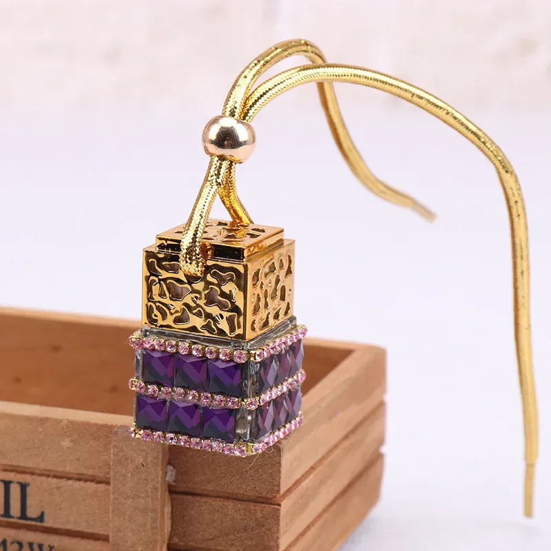 Luxury Perfume Bottle Diamond Perfume Glass Bottles Car Hanging Perfume Rearview Ornament Hang Rope Pendant Empty Packing Bottles