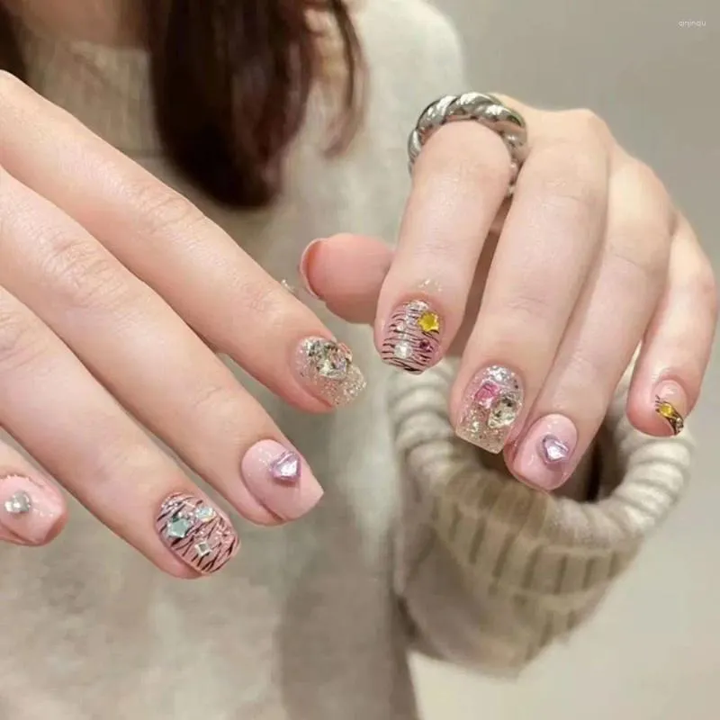 False Nails Short Round Pink Silver Tiger Stripe Aurora Slices Fake Full Cover Flowers Leaves Nail Tips For Salon