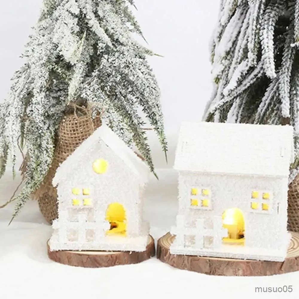 Fournitures de jouets de Noël Mini lumière de Noël Maison en bois Cadeau pour enfants avec flocon de neige Blanc Château lumineux Arbre de Noël lumineux R231012