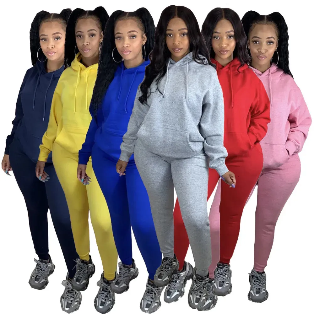 Kvinnors tvådelade byxor Fall Active Sweatsuit Två 2 -stycken Set för Women Winter Fitness Outfit Fleece Pullover Hoodies Jogger Pants Matching Tracksuit 231011