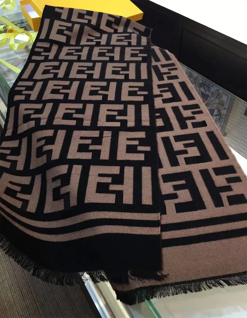Designer woman cashmere scarf Men and Women winter scarves ladies Luxury Shawls Big Letter pattern wool Long Wraps Print Pashminas 35cm X 180cm With Box