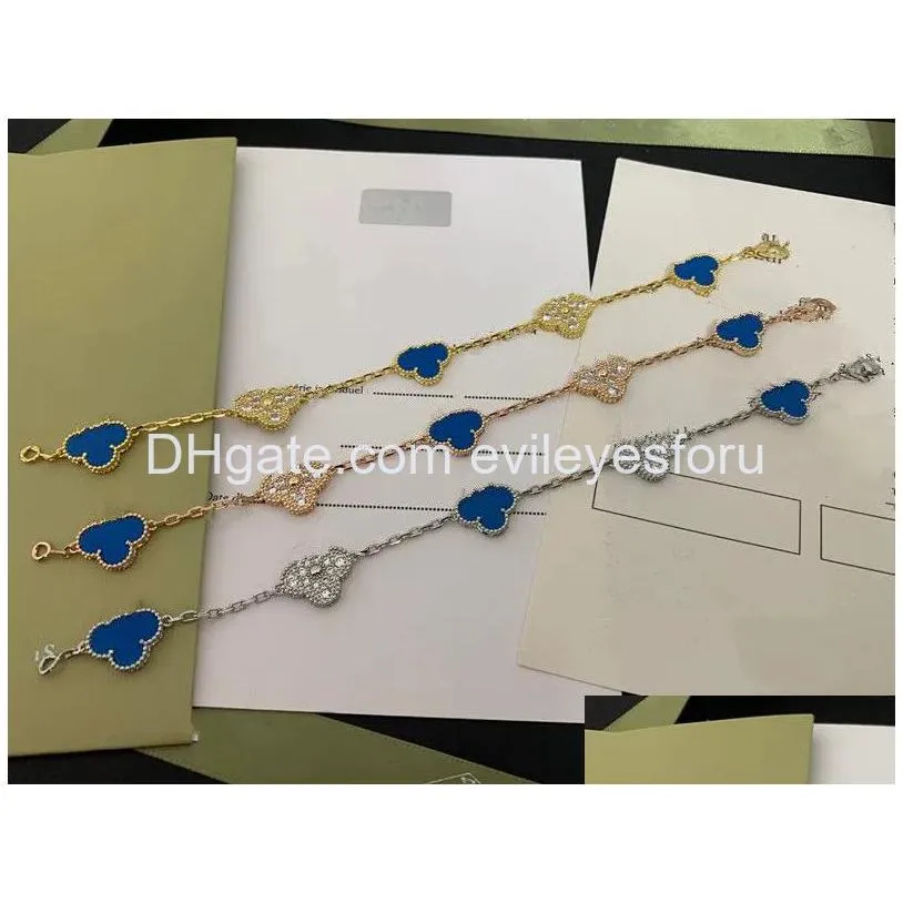 Diseñador Clásico Lucky Clover Pulsera de diamantes azules Chapado en oro de 18 quilates Pulseras para damas y niñas Día de San Valentín Compromiso de la madre Je