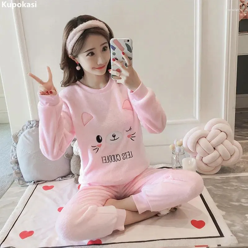 Vêtements de nuit pour femmes Kupokasi Cartoon Flanelle Femmes Pyjama Ensembles Automne Hiver Pyjamas Mignon Animal Femelle Homewear Épais Fille Chaude