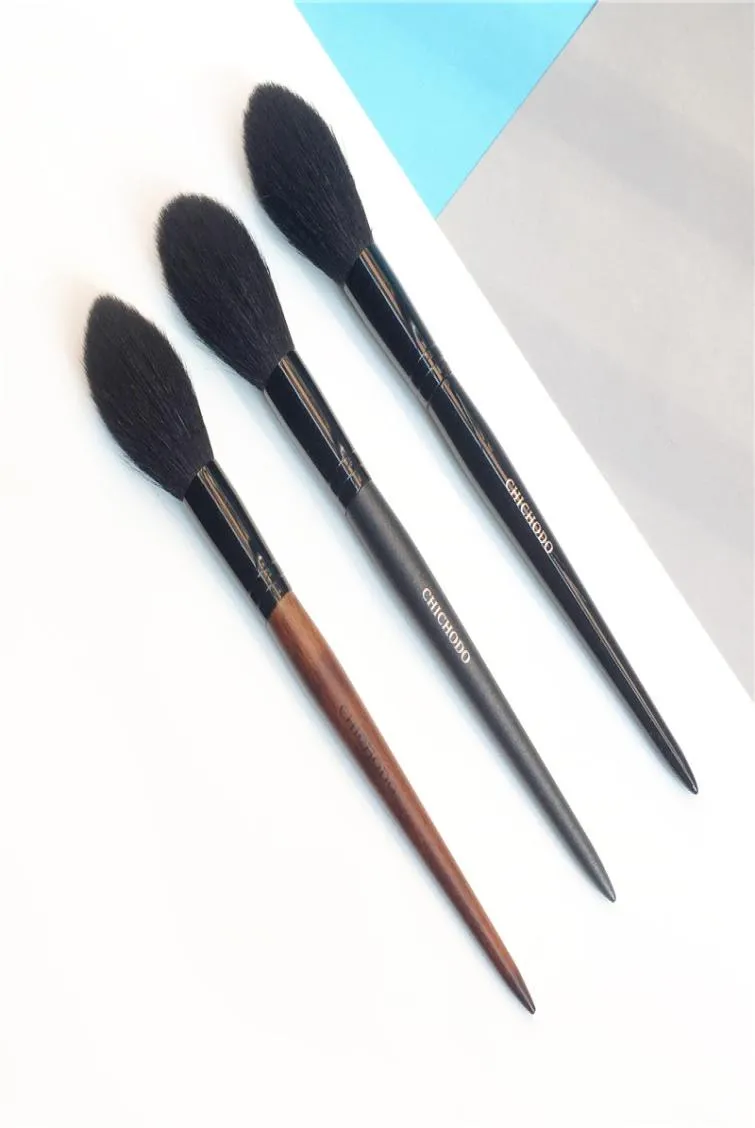 CHICHODO Pro grand pinceau de maquillage Long mélange précision poudre fard à joues surligneur beauté cosmétiques mélange Tools1469490