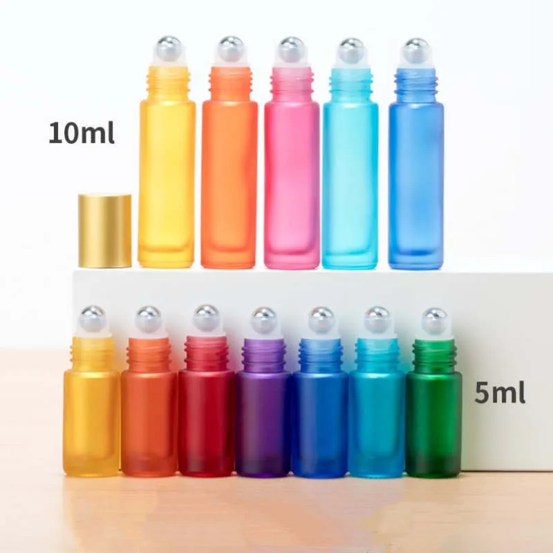 Flaconi di olio essenziale smerigliato in vetro da 5 ml 10 ml Roll on Bottles Profumi riutilizzabili cosmetici portatili colorati Sfera in acciaio inossidabile Tappo naturale Bottiglia di profumo vuota