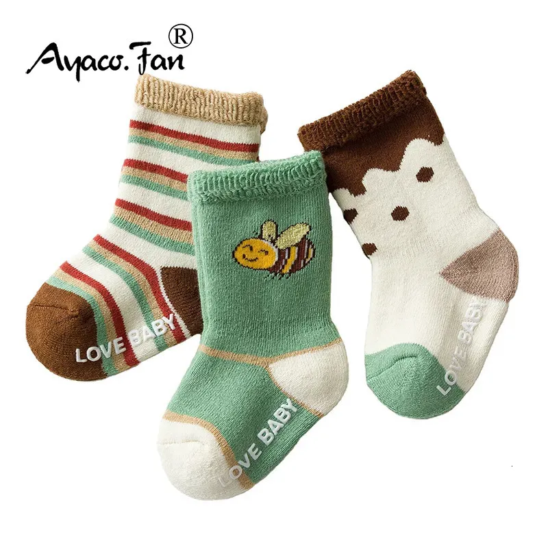 Kids Socks 3 pairsbatch of socks for young children borns infants walkers winter thick terry cotton girls autumn baby boys anti slip cute socks 05T 231013