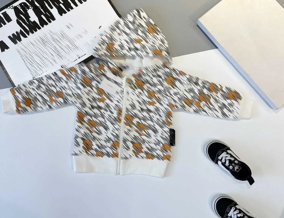Dock Full Print Coats for Baby Warm and Plush Design Kids Hooded Jackor Storlek 73-110 cm Autumn Outwear för pojkar och tjej Oct10