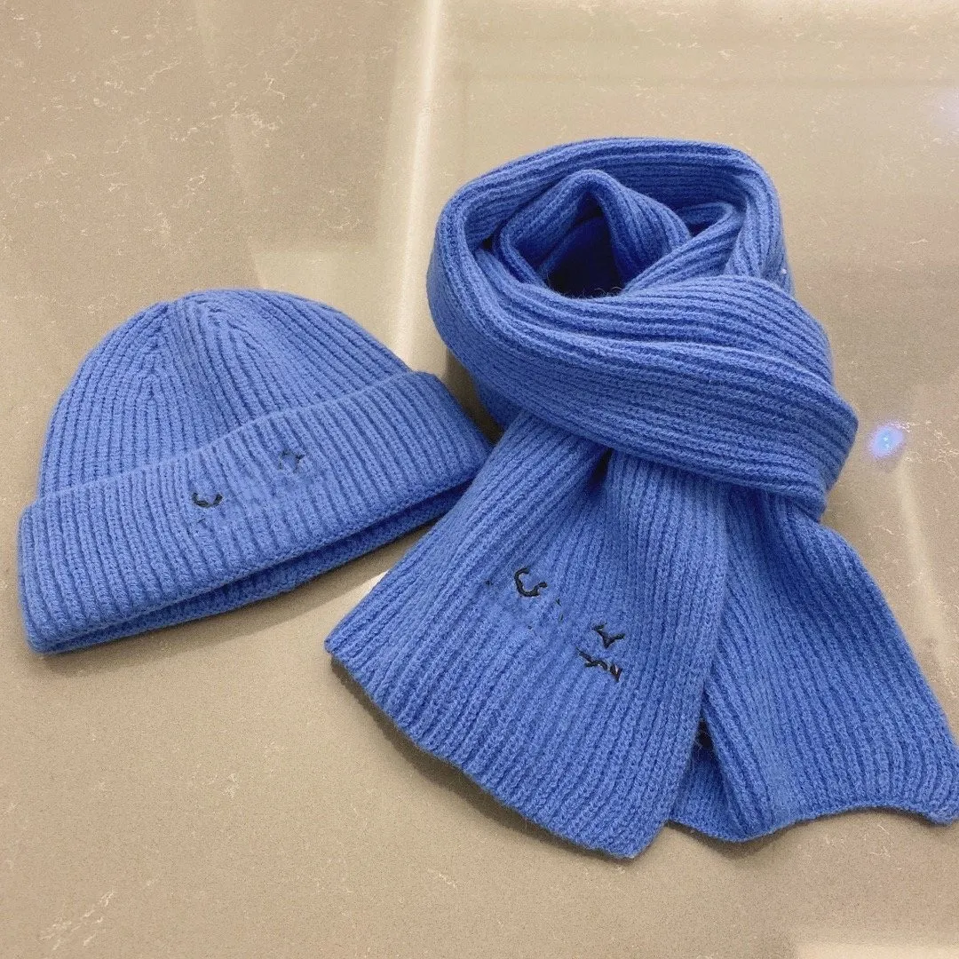 Designer sjaal set voor dames heren Hoge kwaliteit winter klassieke designer hoeden sjaals sets gebreide schal muts brief borduurwerk mutsen sjaals