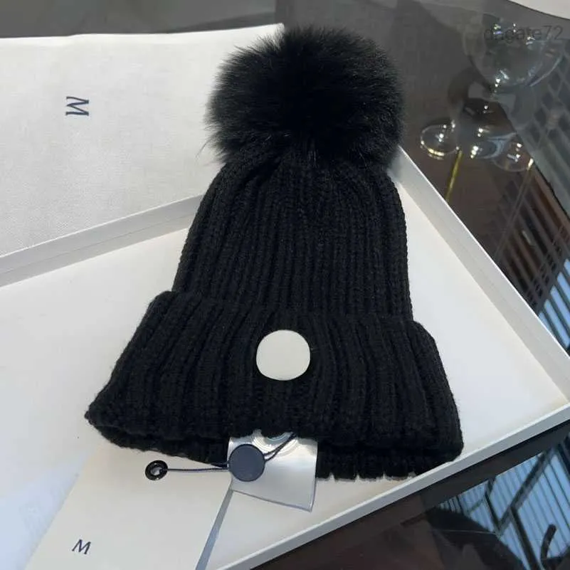 Kova Hat Casquette Bonnet Tasarımcı Beanie Hat Yün Kaşmir Dış Mekan Örtüsü Cap Unisex Klasik Lüks Sonbahar ve Kış Takılı Gorras Casual Kadınlar V89C