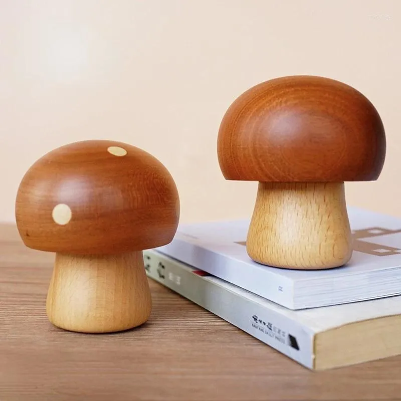 Figurine decorative Ornamenti di carillon in legno Funghi girevoli Fatti a mano per ragazze Giocattoli regalo di compleanno per bambini