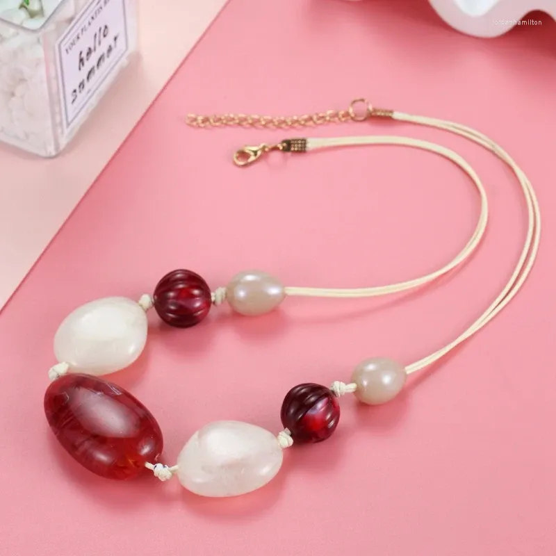 Anhänger-Halsketten, geometrische Harzperlen, Perlen-Anhänger-Halskette für Frauen, handgefertigt, Vintage-Statement-Schmuck, Geschenke