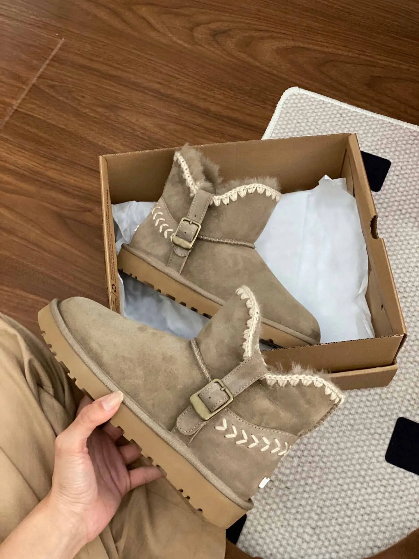 winter wool boots men Cold resistant snow boot designer shoe classic platform women High top shoes thick bottom woman plush Warm Shoes Large size 35-37-42-43-44 With box