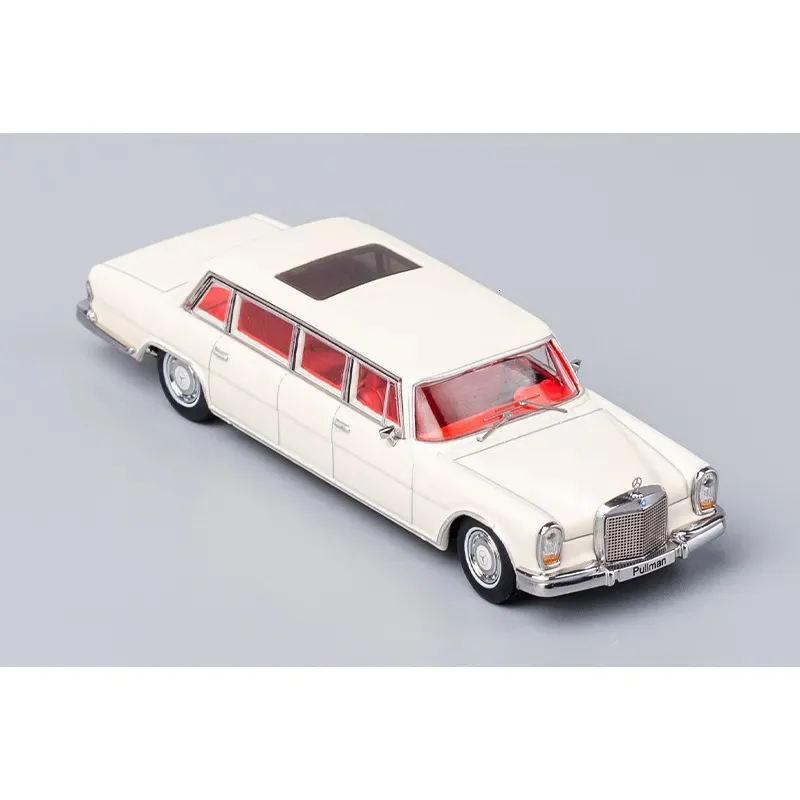 Diecast modelauto GCD Diecast modelauto 164 Pullman witte of rode kleur luxe retro beroemdheidsvoertuig met koffer cadeau voor jongens meisjes volwassenen 231012