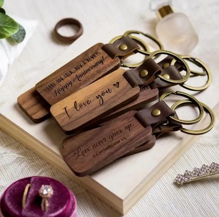 Personalized Leather Keychain Pendant Beech Wood Carving Keychains Luggage Decoration Key Ring DIY Holiday Gift