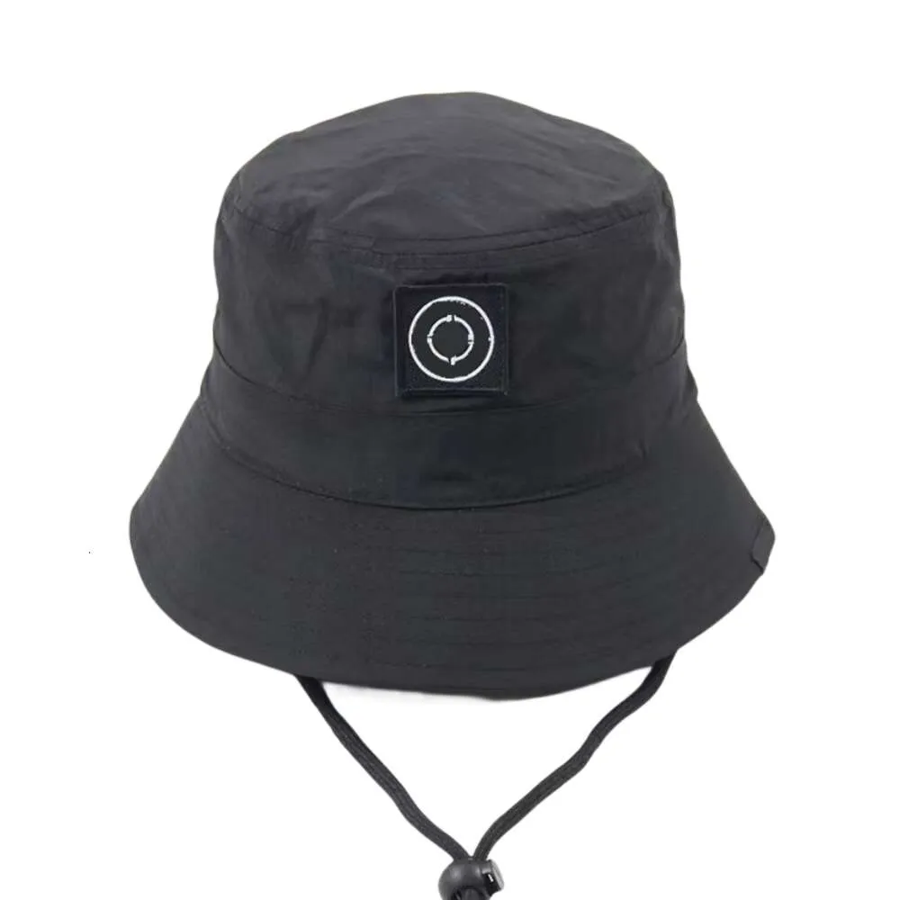 Chapeau de luxe Bonnet Top Qualité Designer Homme Seau Chapeaux Chapeau Mens Lace Up Designer Pierre Femmes Randonnée Sport Cap Large Brim Hip Hop Island Compass F44k #