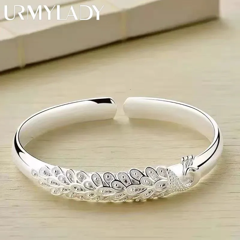 Bangle 925 Sterling Silver Elegant Peacock Opening Screen Armband Bangles For Women Fashion Party Wedding Accessories SMyckesgåva 231012