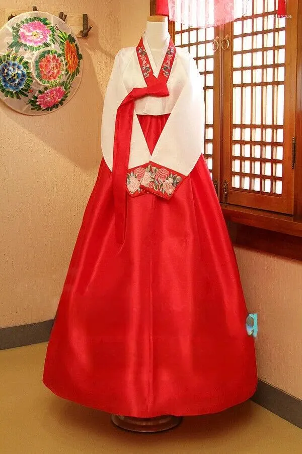 Vêtements ethniques Robe Hanbok coréenne Costumes nationaux féminins personnalisés Événement à grande échelle et performance