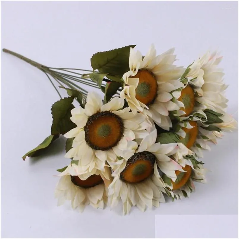 Fiori decorativi 13 teste Girasoli finti artificiali Piante di plastica Decorazione del giardino di nozze Bouquet di fiori Dhypo