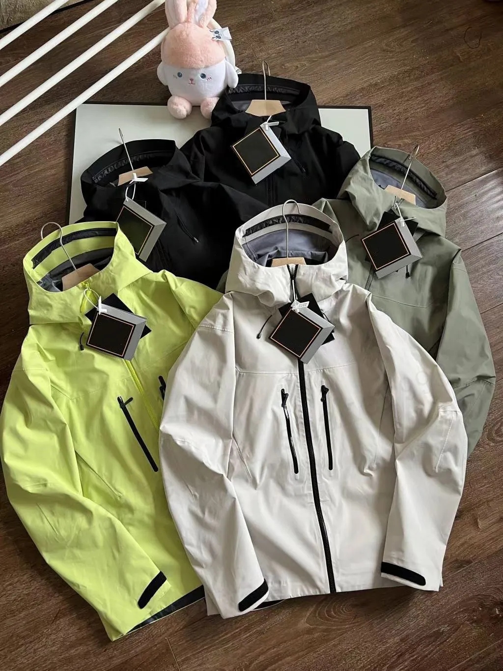 Windproof shop waterproof hoodie